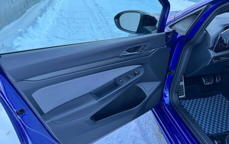 Volkswagen Golf R, 2021 год, 5 350 000 рублей, 17 фотография