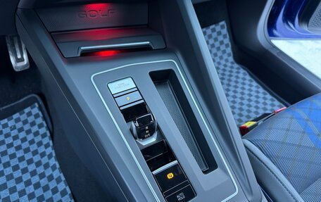 Volkswagen Golf R, 2021 год, 5 350 000 рублей, 21 фотография