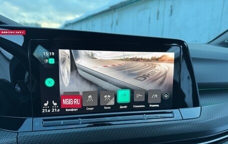 Volkswagen Golf R, 2021 год, 5 350 000 рублей, 19 фотография