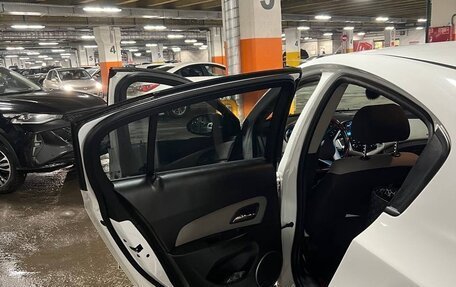 Chevrolet Cruze II, 2012 год, 610 000 рублей, 8 фотография