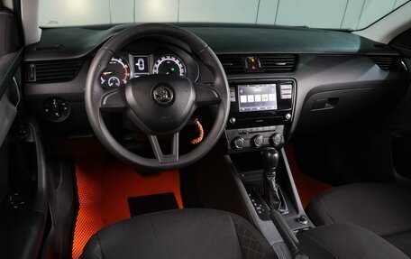 Skoda Octavia, 2019 год, 1 599 000 рублей, 6 фотография