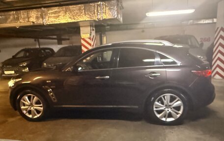 Infiniti QX70, 2015 год, 1 900 000 рублей, 4 фотография