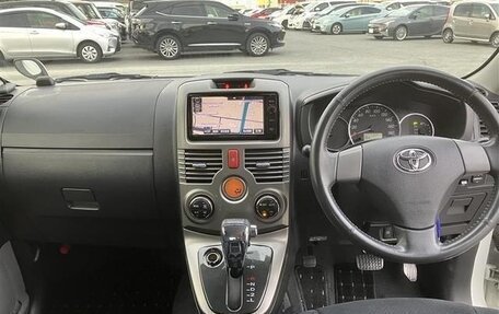 Toyota Rush II, 2016 год, 1 055 000 рублей, 12 фотография