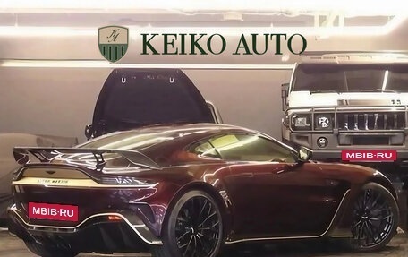 Aston Martin V12 Vantage, 2023 год, 33 300 000 рублей, 4 фотография