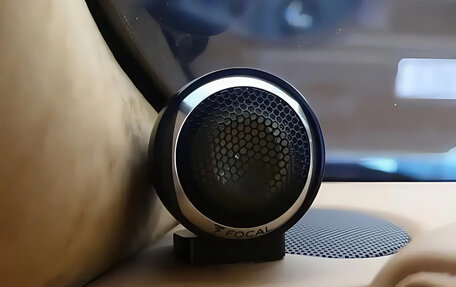 Aston Martin V12 Vantage, 2023 год, 33 300 000 рублей, 12 фотография