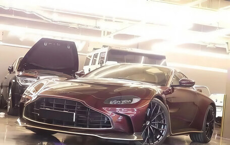 Aston Martin V12 Vantage, 2023 год, 33 300 000 рублей, 16 фотография
