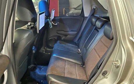 Honda Fit Shuttle I рестайлинг, 2015 год, 859 000 рублей, 12 фотография