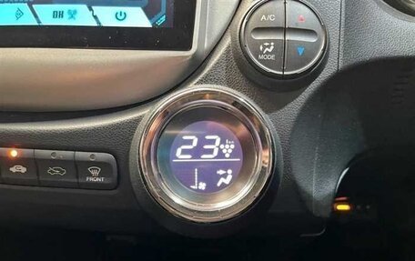 Honda Fit Shuttle I рестайлинг, 2015 год, 859 000 рублей, 23 фотография