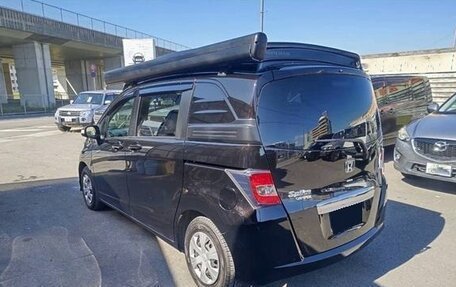 Honda Freed I, 2016 год, 821 000 рублей, 4 фотография