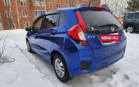 Honda Fit III, 2017 год, 1 055 000 рублей, 2 фотография