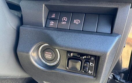 Suzuki Jimny, 2022 год, 1 705 000 рублей, 31 фотография