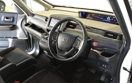 Honda Freed II, 2018 год, 1 248 000 рублей, 9 фотография