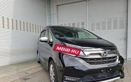 Honda Freed II, 2022 год, 1 347 000 рублей, 8 фотография