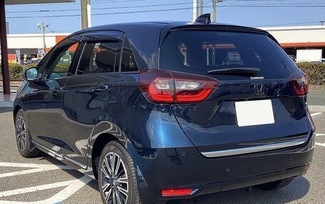 Honda Fit, 2021 год, 990 000 рублей, 7 фотография