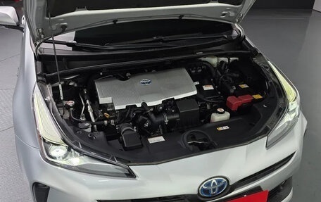 Toyota Prius IV XW50, 2021 год, 1 990 035 рублей, 6 фотография