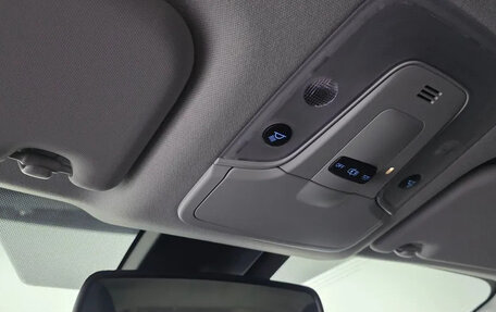 Toyota Prius IV XW50, 2021 год, 1 990 035 рублей, 19 фотография