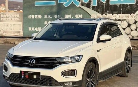 Volkswagen T-Roc I, 2021 год, 1 295 000 рублей, 1 фотография