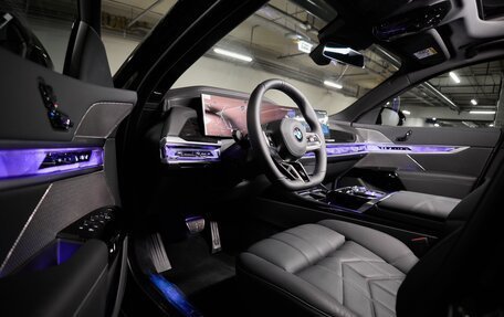 BMW 7 серия, 2025 год, 18 800 000 рублей, 18 фотография