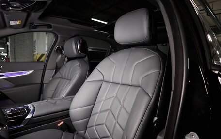 BMW 7 серия, 2025 год, 18 800 000 рублей, 14 фотография