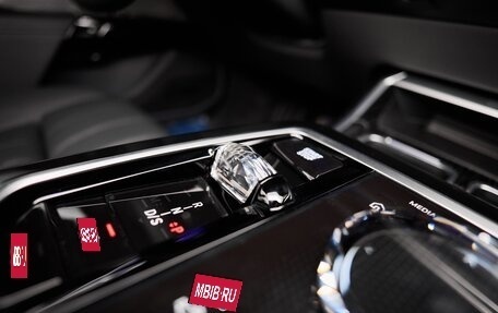 BMW 7 серия, 2025 год, 18 800 000 рублей, 22 фотография