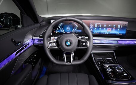 BMW 7 серия, 2025 год, 18 800 000 рублей, 27 фотография