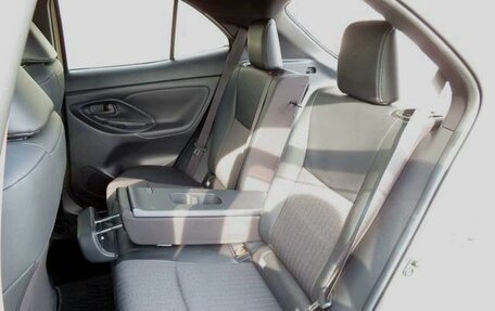 Toyota Yaris Cross, 2023 год, 1 507 000 рублей, 32 фотография