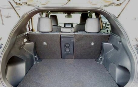 Toyota Yaris Cross, 2023 год, 1 507 000 рублей, 36 фотография