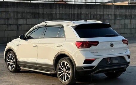 Volkswagen T-Roc I, 2021 год, 1 295 000 рублей, 7 фотография