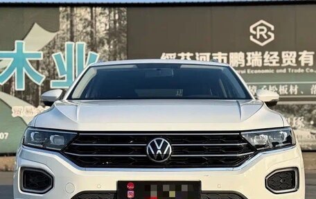 Volkswagen T-Roc I, 2021 год, 1 295 000 рублей, 3 фотография