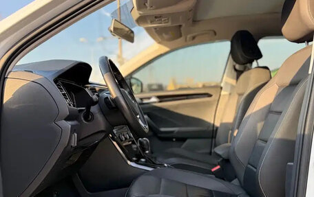 Volkswagen T-Roc I, 2021 год, 1 295 000 рублей, 19 фотография