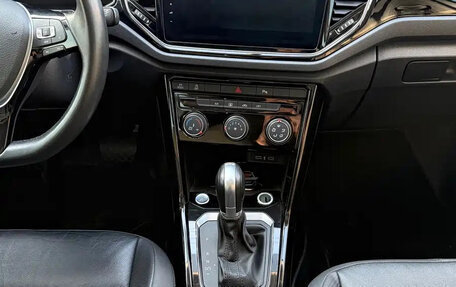 Volkswagen T-Roc I, 2021 год, 1 295 000 рублей, 22 фотография