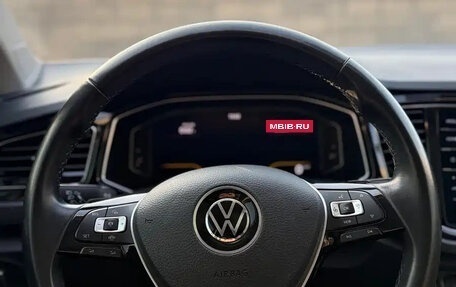 Volkswagen T-Roc I, 2021 год, 1 295 000 рублей, 23 фотография