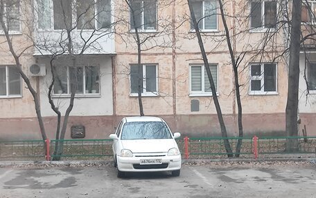 Honda Logo, 1998 год, 250 000 рублей, 2 фотография