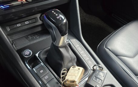 Volkswagen Tiguan II, 2021 год, 3 770 000 рублей, 10 фотография