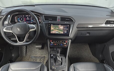 Volkswagen Tiguan II, 2021 год, 3 770 000 рублей, 8 фотография