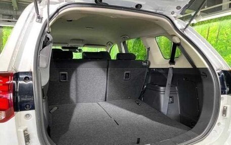 Mitsubishi Outlander III рестайлинг 3, 2017 год, 1 750 000 рублей, 14 фотография