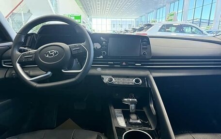 Hyundai Elantra, 2022 год, 1 519 153 рублей, 8 фотография
