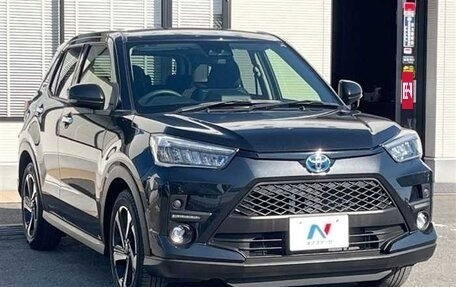 Toyota Raize I, 2022 год, 1 290 000 рублей, 2 фотография