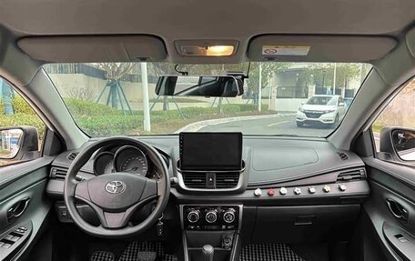 Toyota Yaris XP150 рестайлинг, 2021 год, 1 009 978 рублей, 13 фотография