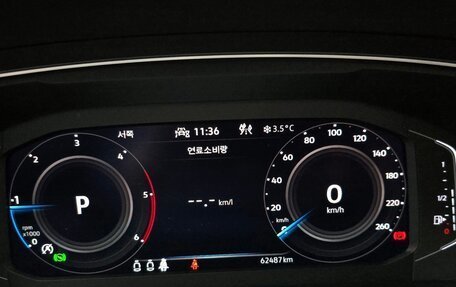 Volkswagen Tiguan II, 2022 год, 3 300 000 рублей, 8 фотография