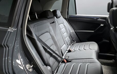 Volkswagen Tiguan II, 2022 год, 3 300 000 рублей, 12 фотография