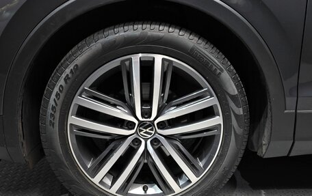 Volkswagen Tiguan II, 2022 год, 3 300 000 рублей, 5 фотография