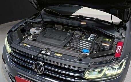 Volkswagen Tiguan II, 2022 год, 3 300 000 рублей, 6 фотография