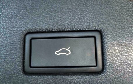 Volkswagen Tiguan II, 2022 год, 3 300 000 рублей, 19 фотография