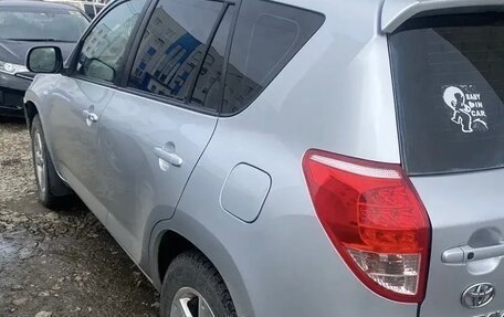 Toyota RAV4, 2006 год, 1 100 000 рублей, 2 фотография