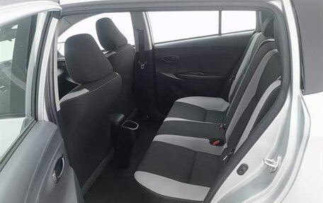 Toyota Yaris XP150 рестайлинг, 2021 год, 855 978 рублей, 8 фотография