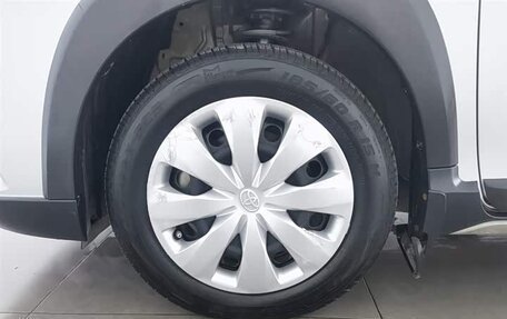 Toyota Yaris XP150 рестайлинг, 2021 год, 855 978 рублей, 17 фотография