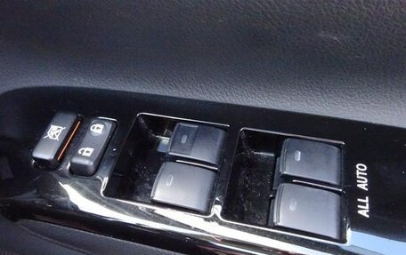 Toyota Wish II, 2015 год, 1 117 000 рублей, 16 фотография