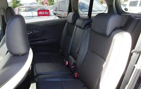 Toyota Wish II, 2015 год, 1 117 000 рублей, 30 фотография