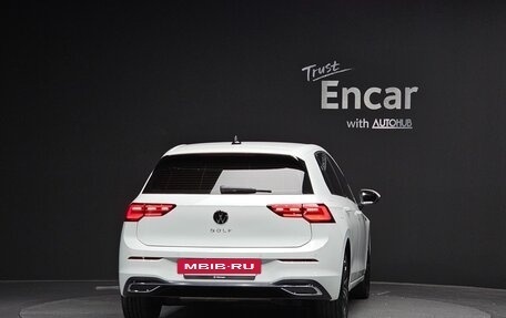 Volkswagen Golf VIII, 2022 год, 2 450 000 рублей, 4 фотография